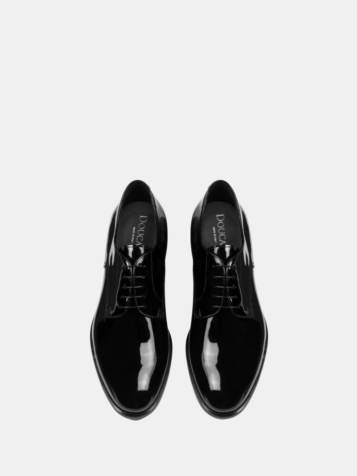 Black Patent Leather Lace-up - CHARIOT