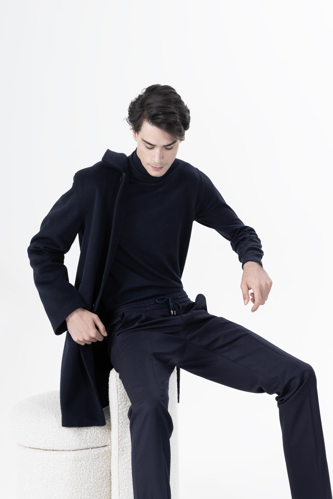 PURE NEW WOOL AND CASHMERE OVERCOAT NAVY - CHARIOT